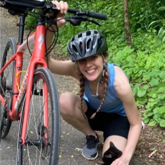 Meet your Posher, Alexandra - Picture 7 of 10